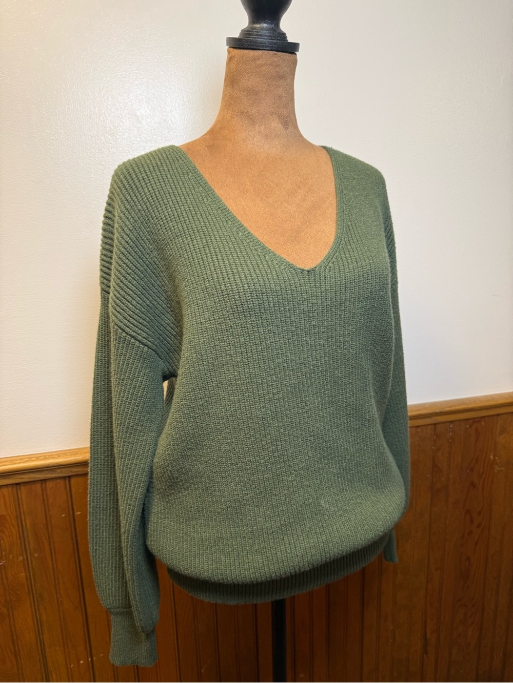 Olive Green V-NeckSweater with Bow